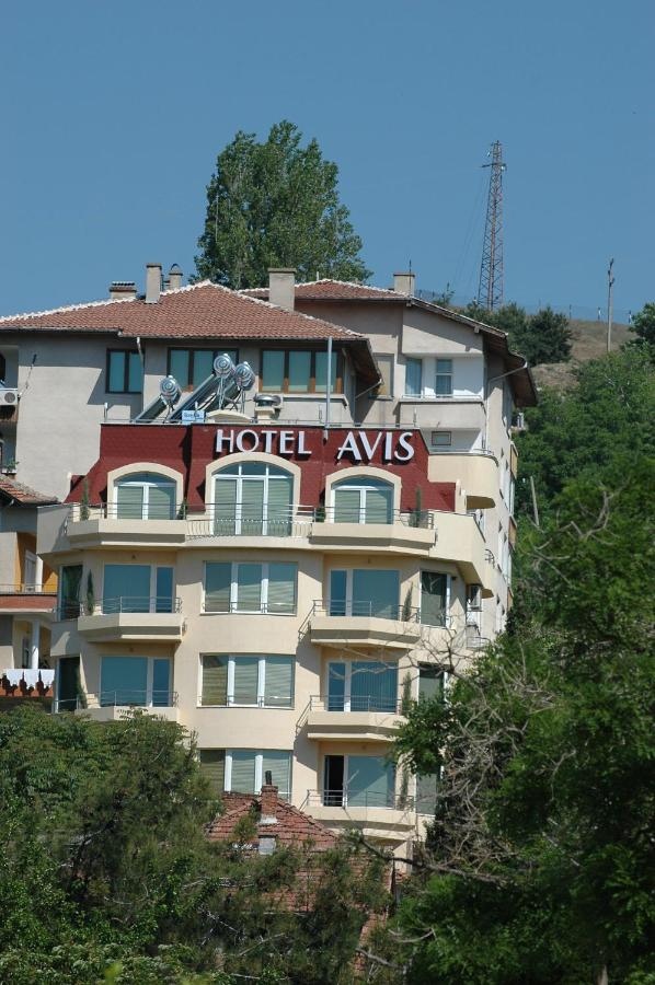 Хотел Авис