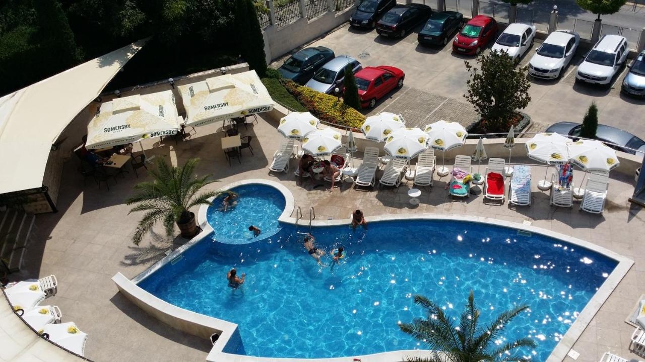 Royal Cove ApartHotel - Self-catering