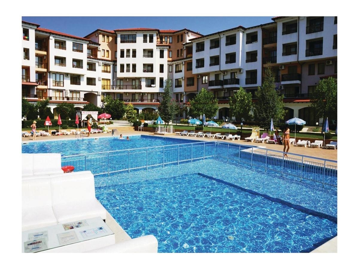 One-Bedroom Apartment in Rogachevo