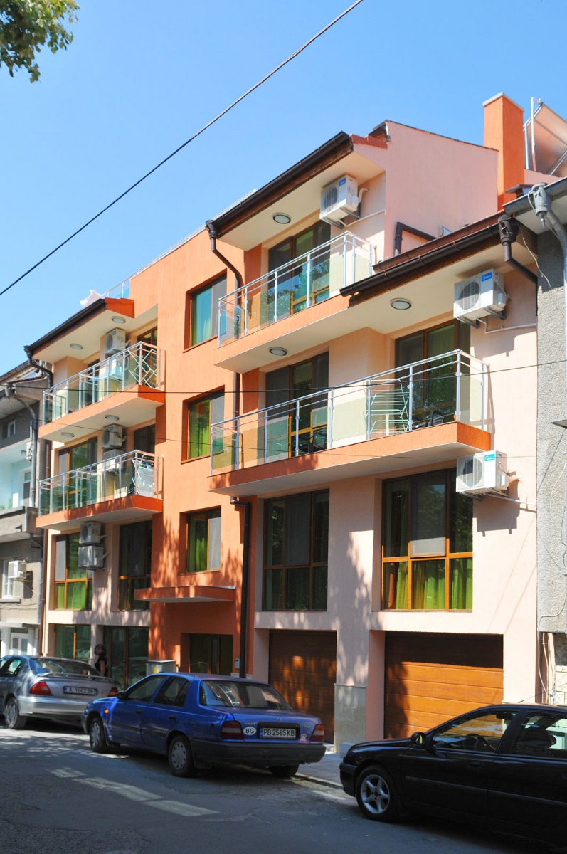 Apartments Dom Donevi
