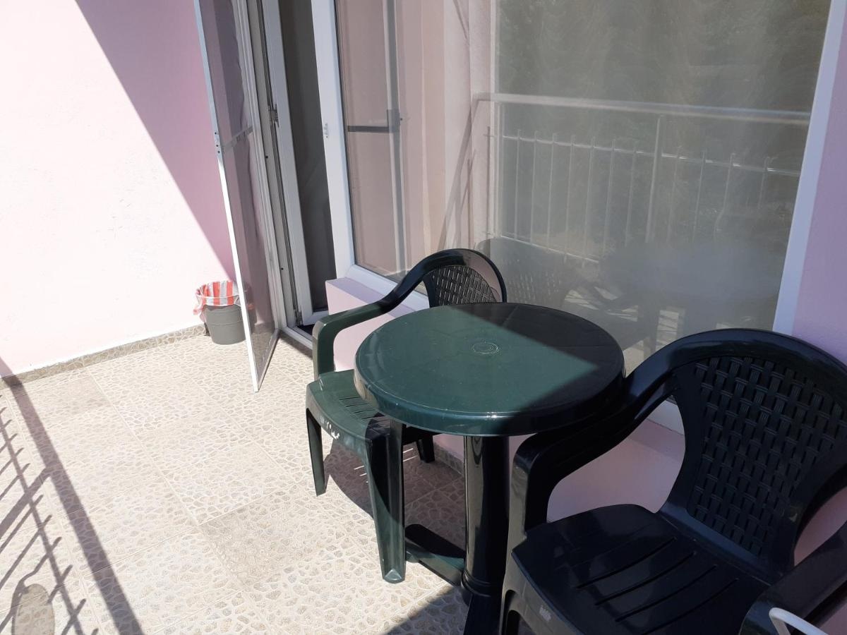 Guest House Kostovi
